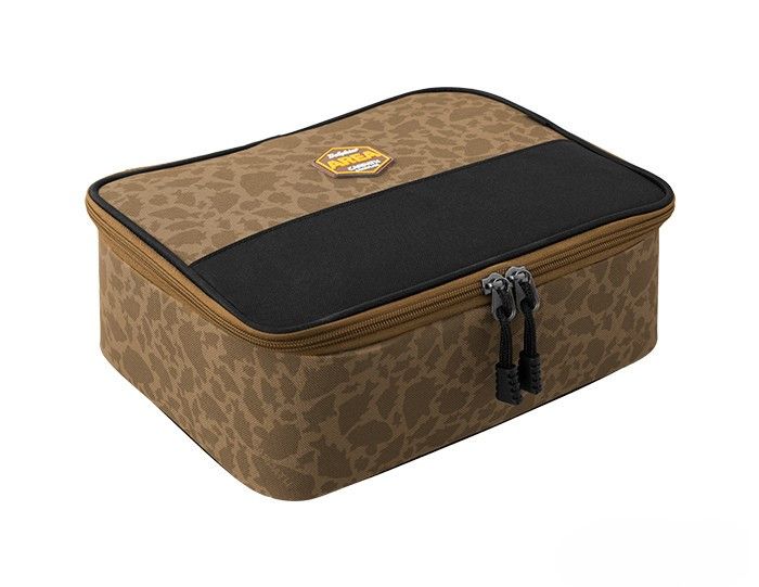 7c5fa68cfa17449d3fe7390fd68fd7a9 1 Geanta pentru mulinete Delphin Area Reel Carpath - imagine 2