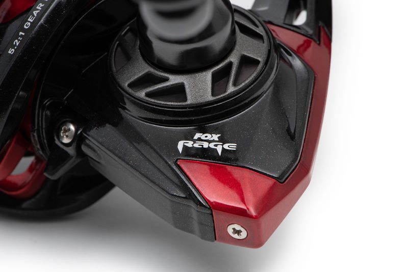 warrior reel 2500 logo detail Mulineta FOX Rage Warrio - imagine 6